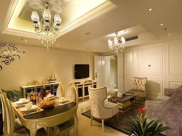 Riverside Baroque Apartments